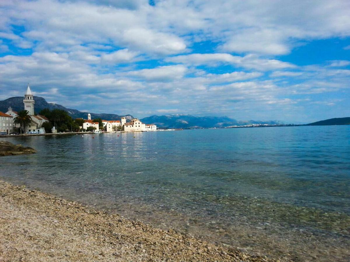 Short Street Apartments Kaštela Buitenkant foto